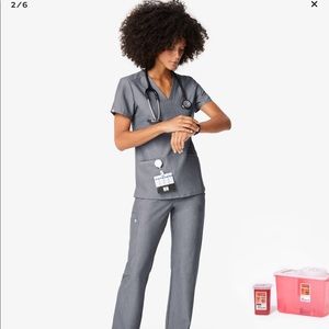 Grey Women’s Figs Scrubs - size large